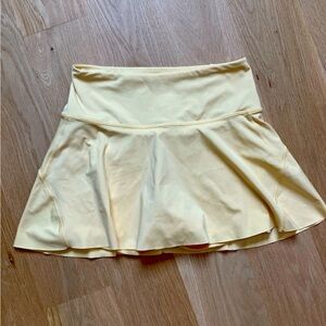 Athlete skort banana color size XS